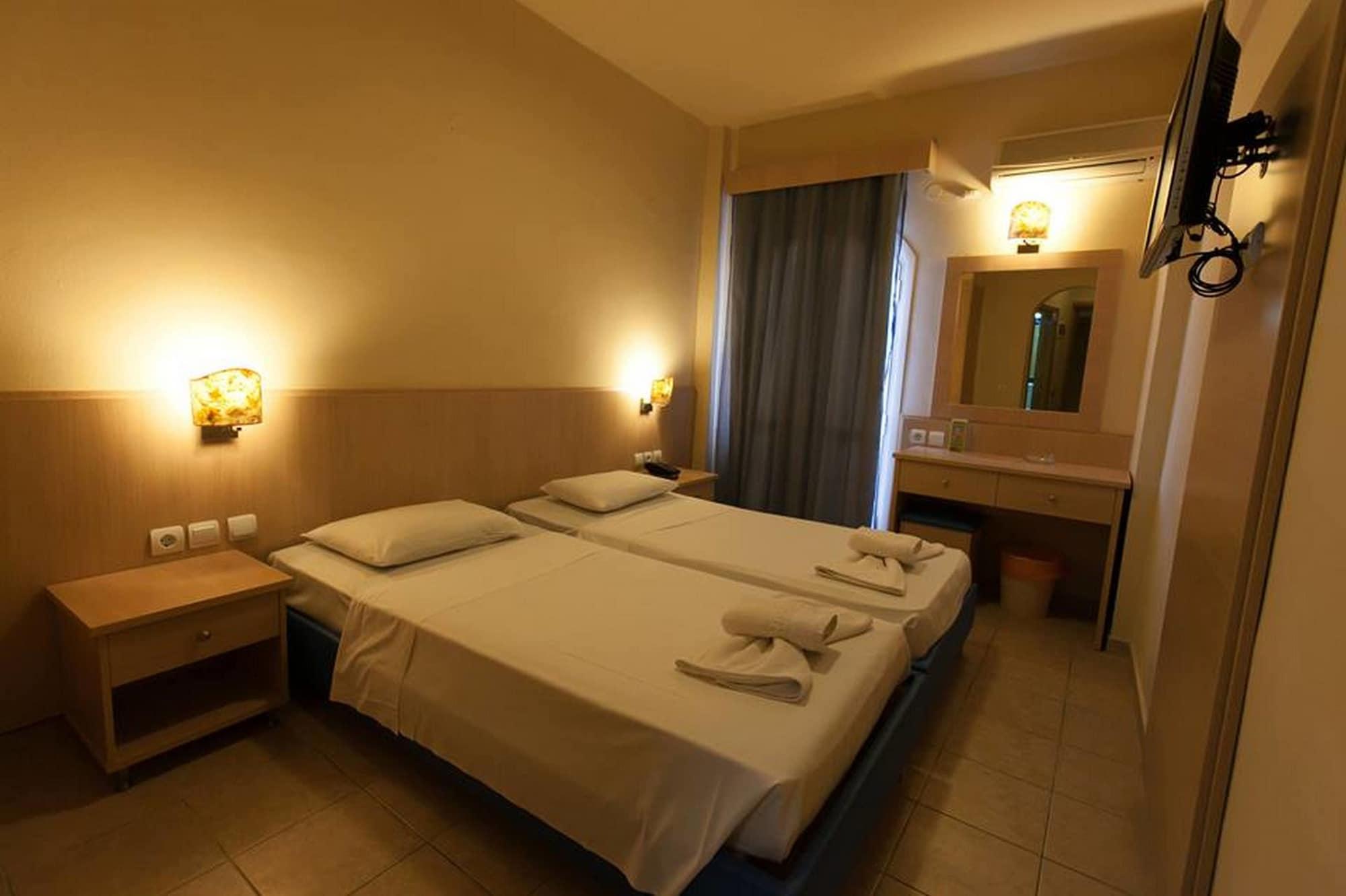 Pela Maria Hotel (Adults Only) ヘルソニソス エクステリア 写真