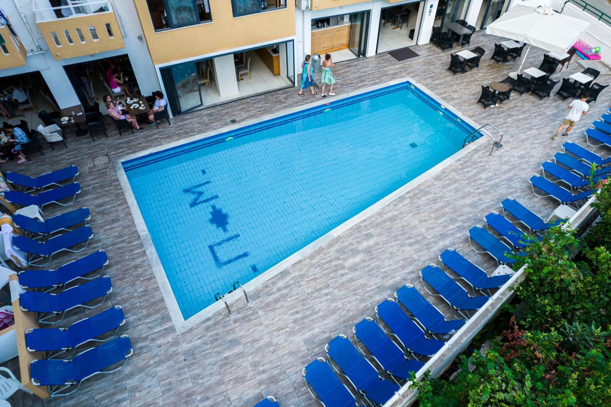 Pela Maria Hotel (Adults Only) ヘルソニソス エクステリア 写真